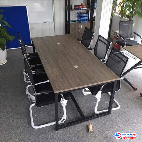 Bàn họp 4 chỗ ngồi 2m x 1m