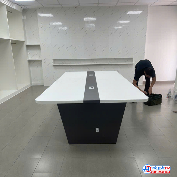Bàn họp cao cấp 3m x 1m4