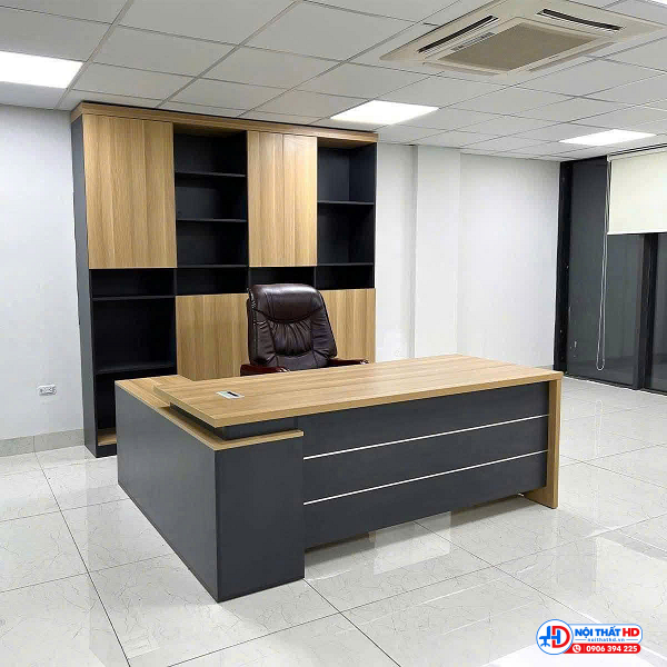 Bàn giám đốc 1m8 x 1m4 hiện đại bgd009