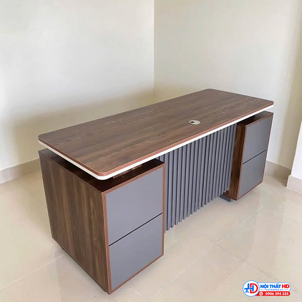 Bàn giám đốc vân gỗ 1m4 hiện đại bdg05