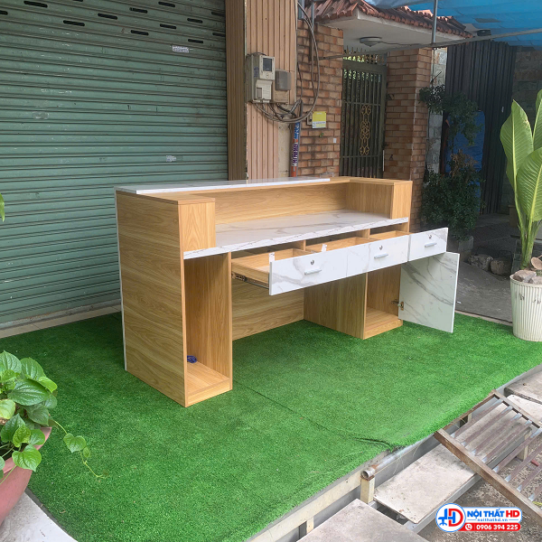 Hình ảnh mặt trong quầy lễ tân thẳng 2m vân đá lthd086